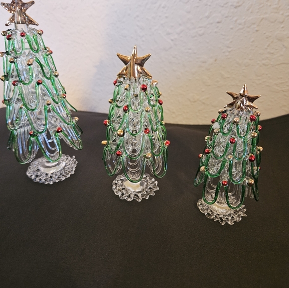 Vintage Blown Glass Spun Christmas Tree set of 3 with  a Gold star on top. - Picture 2 of 10
